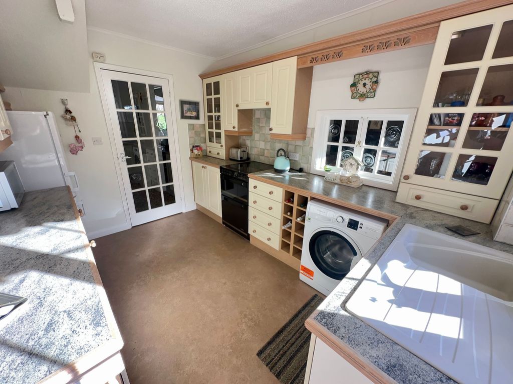 3 bed terraced house for sale in Henbury Close, Torquay TQ1, £259,950