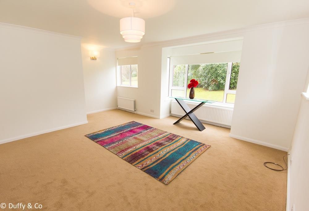 2 bed flat for sale in Arbor Court, Heath Road, Haywards Heath RH16, £235,000