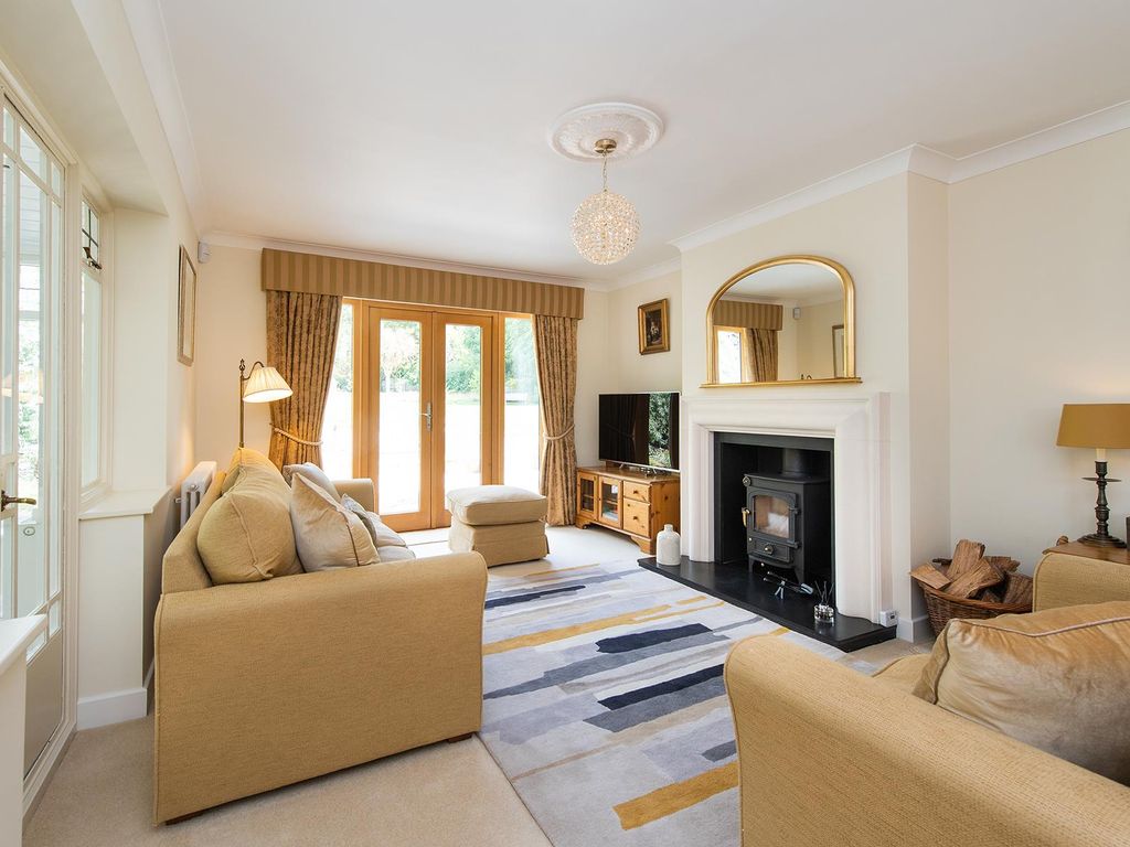 4 bed detached house for sale in Henley Road, Great Alne, Alcester B49, £1,075,000