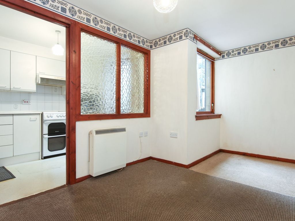 1 bed flat for sale in 221/2 Portobello High Street, Portobello EH15, £110,000