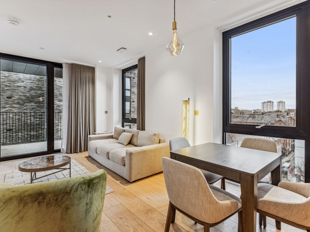 1 bed flat to rent in Camley Street, Kings Cross N1C, £3,775 pcm