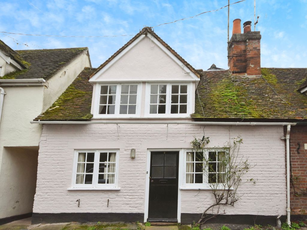 3 bed terraced house for sale in Church Lane, Castle Hedingham, Halstead, Essex CO9, £250,000