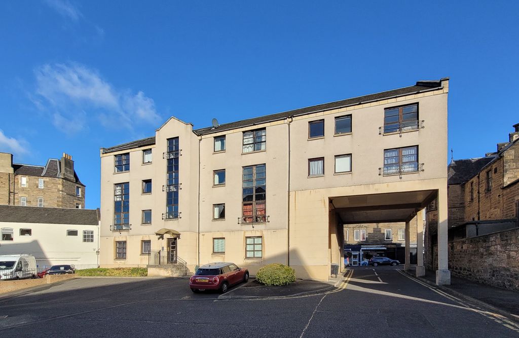 1 bed flat for sale in 6/5 Rodney Place, Canonmills, Edinburgh EH7, £179,000