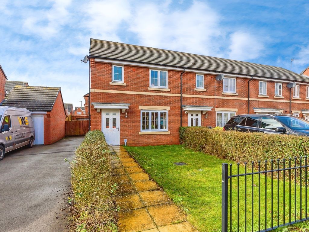 3 bed end terrace house for sale in Lathkill Street, Market Harborough LE16, £96,000