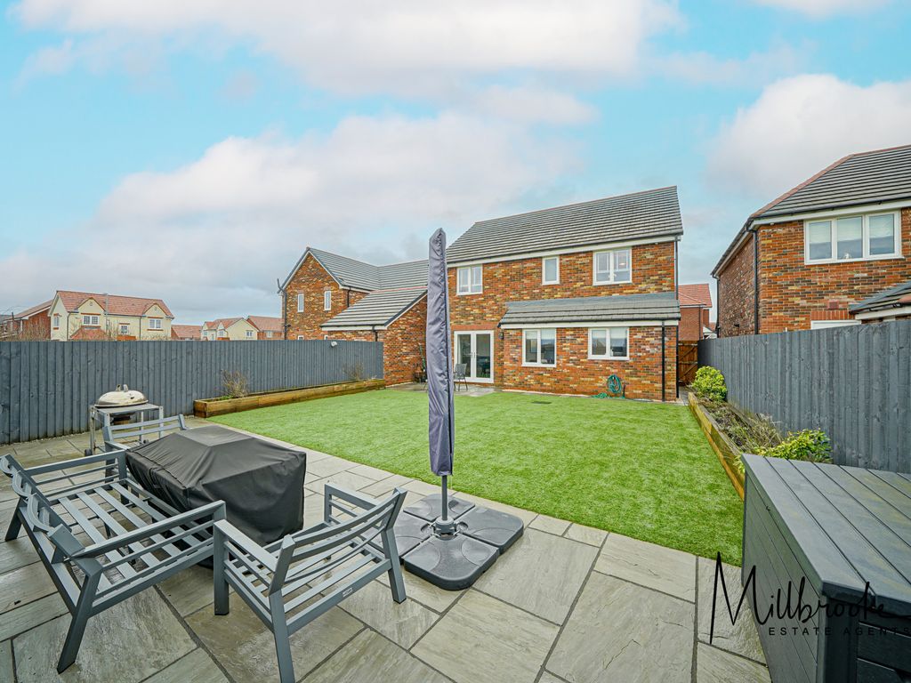 4 bed detached house for sale in Garrett Hall Road, Worsley, Manchester M28, £475,000