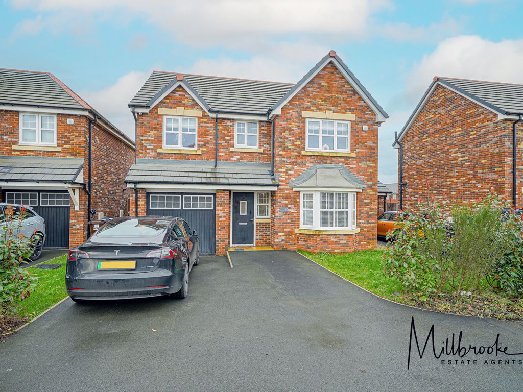 4 bed detached house for sale in Garrett Hall Road, Worsley, Manchester M28, £475,000