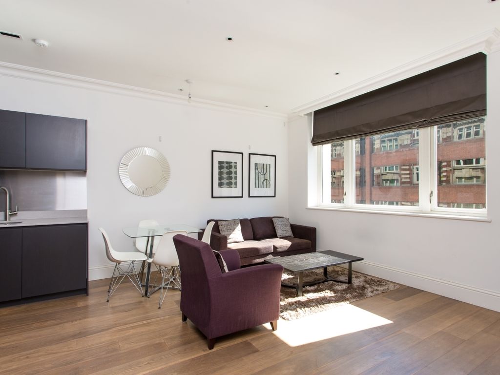 1 bed flat to rent in Sterling Mansions, Goodman's Fields, Aldgate E1, £2,817 pcm