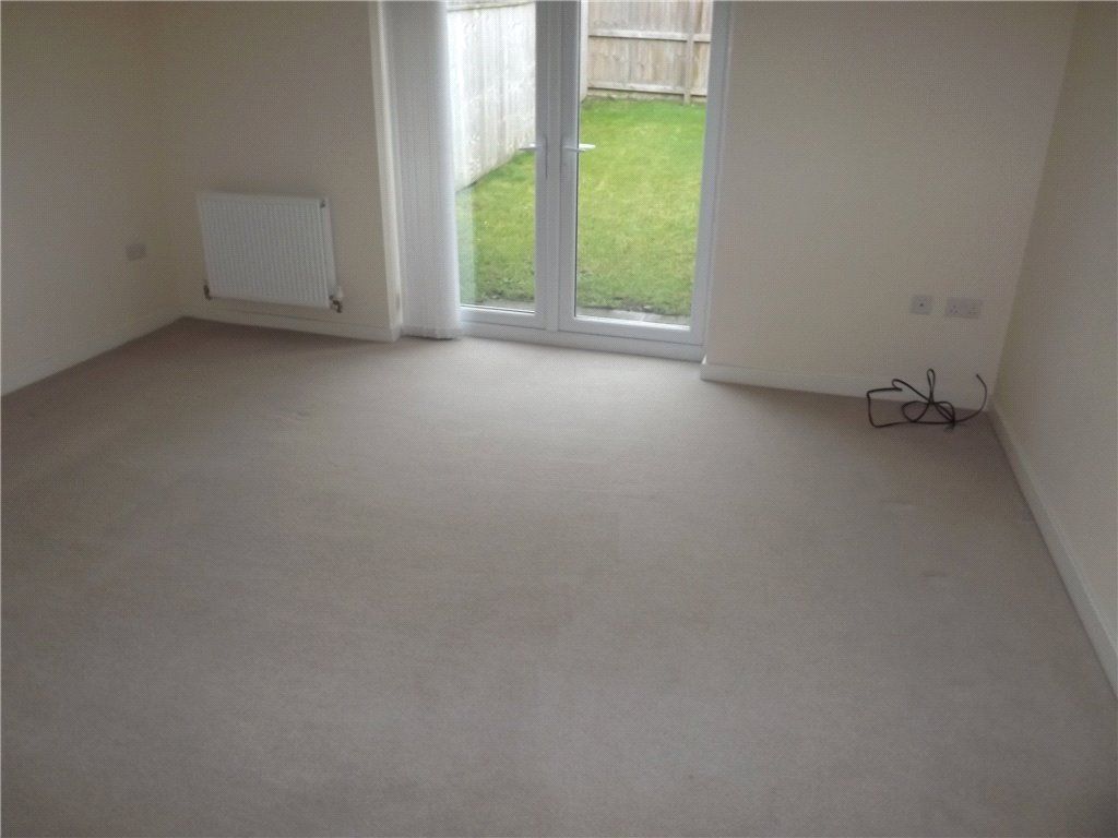 3 bed terraced house to rent in Church Square, Brandon DH7, £725 pcm