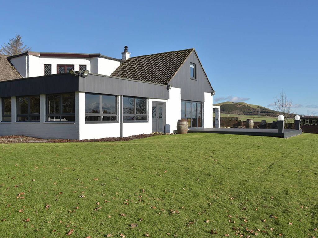 4 bed detached house for sale in Kingseat Road, Dunfermline, Fife KY12, £795,000