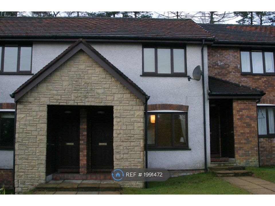 2 bed terraced house to rent in Dunbar Court, Auchterarder PH3, £615 pcm