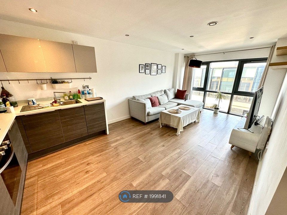 2 bed flat to rent in Great Ancoats Street, Manchester M4, £1,400 pcm