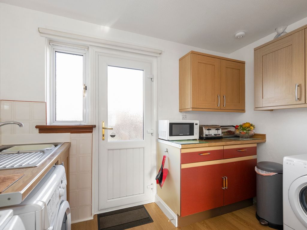 1 bed terraced bungalow for sale in 4 Drum Crescent, Gilmerton, Edinburgh EH17, £145,000