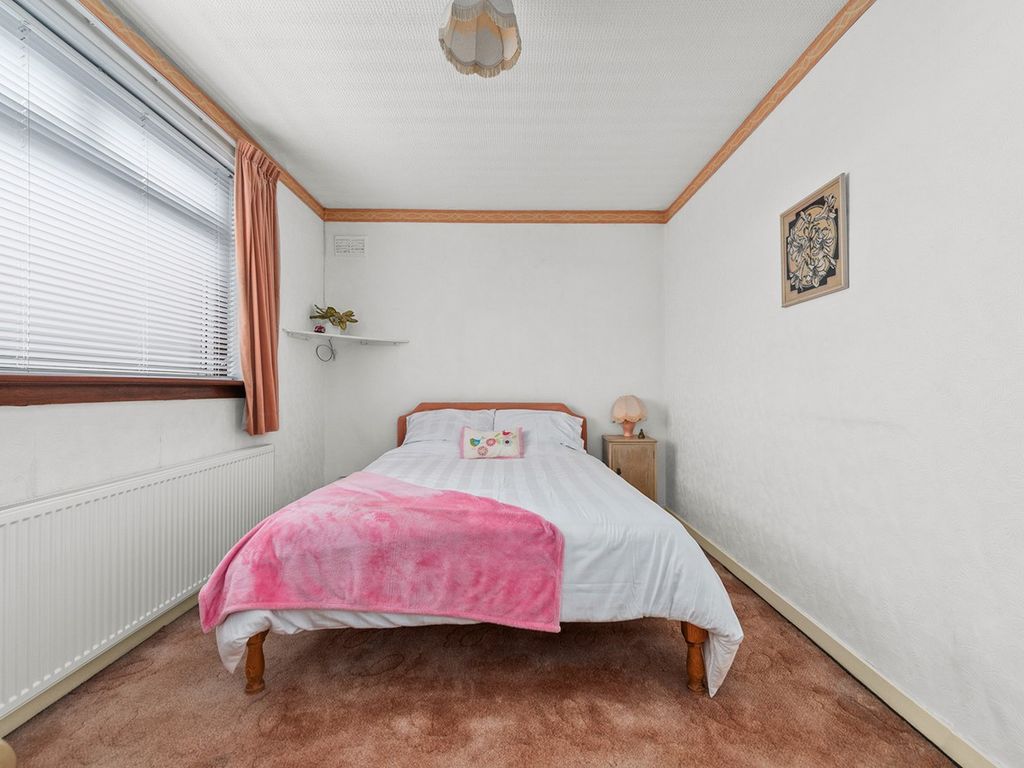 3 bed villa for sale in Silverdale Road, Brightons, Falkirk FK2, £195,000