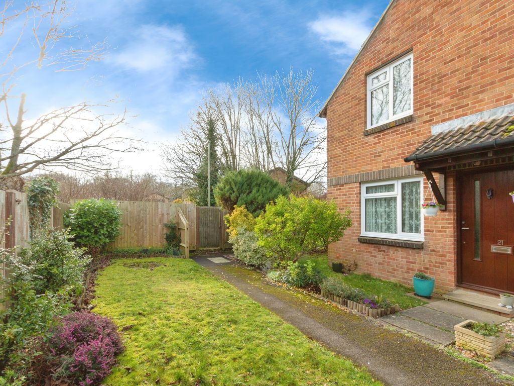 1 bed terraced house for sale in Ruskin Close, Basingstoke, Hampshire RG21, £210,000