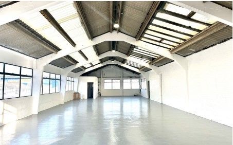 Warehouse to let in Unit C7U, Bounds Green Industrial Estate, London, Greater London N11, £45,000 pa