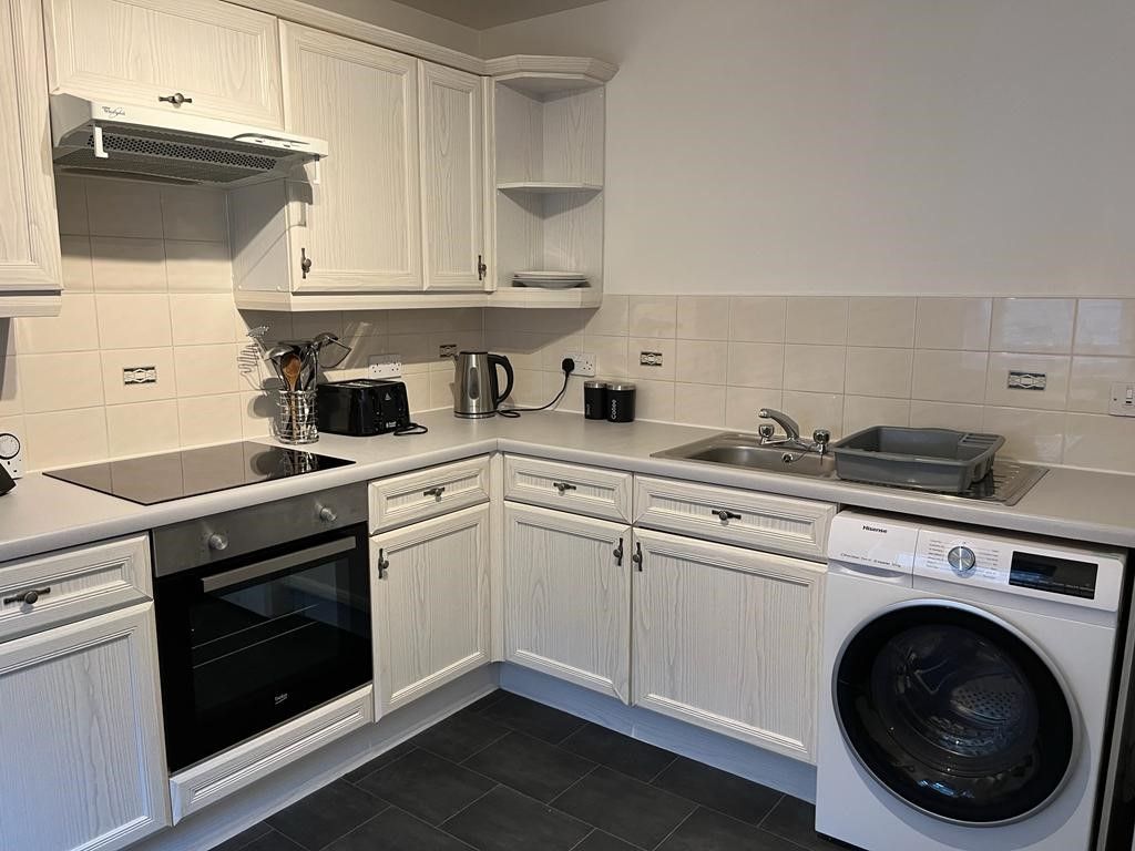 2 bed flat to rent in King Street, City Centre, Aberdeen AB24, £750 pcm
