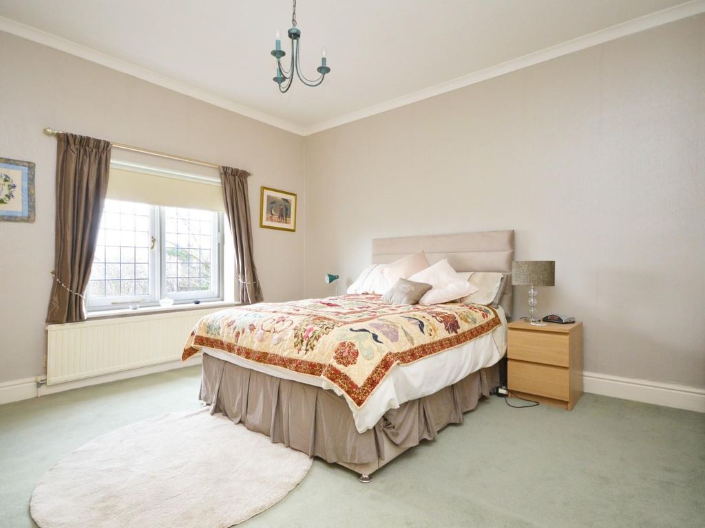 4 bed detached house for sale in Bath Road, Saltford, Bristol BS31, £1,100,000