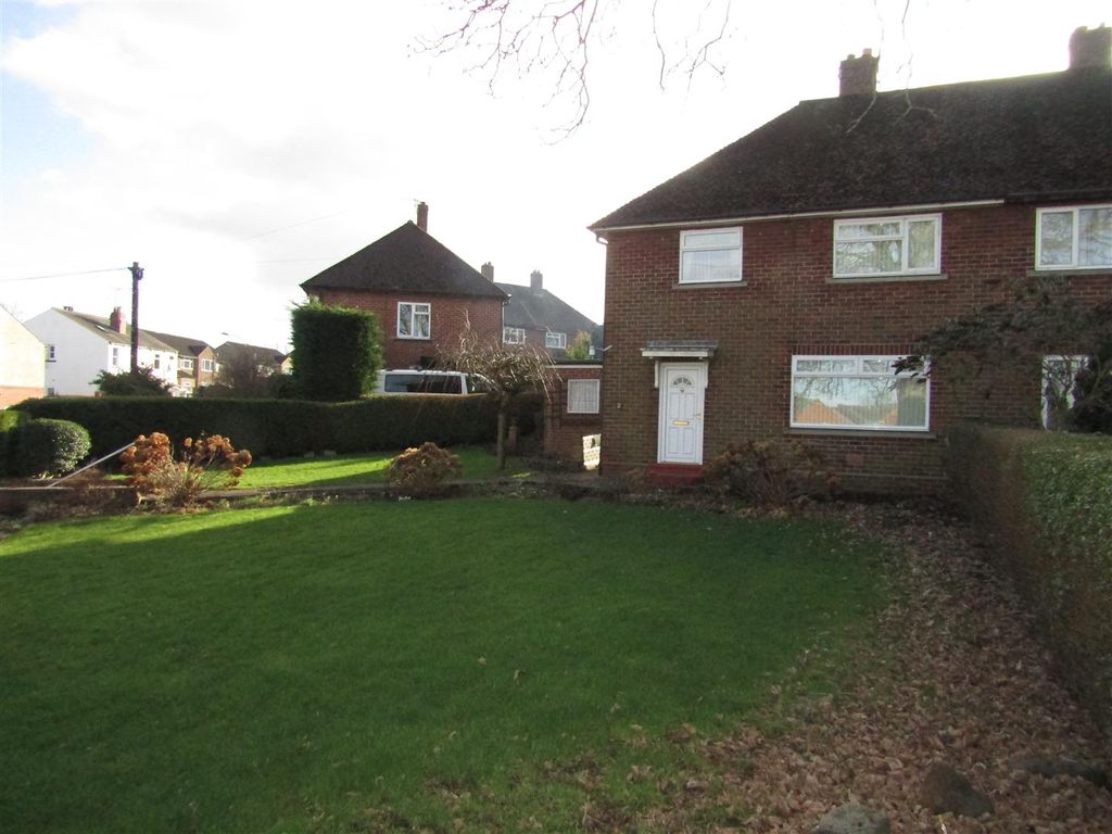 3 bed property for sale in Halfpenny Lane, Knaresborough HG5, £250,000