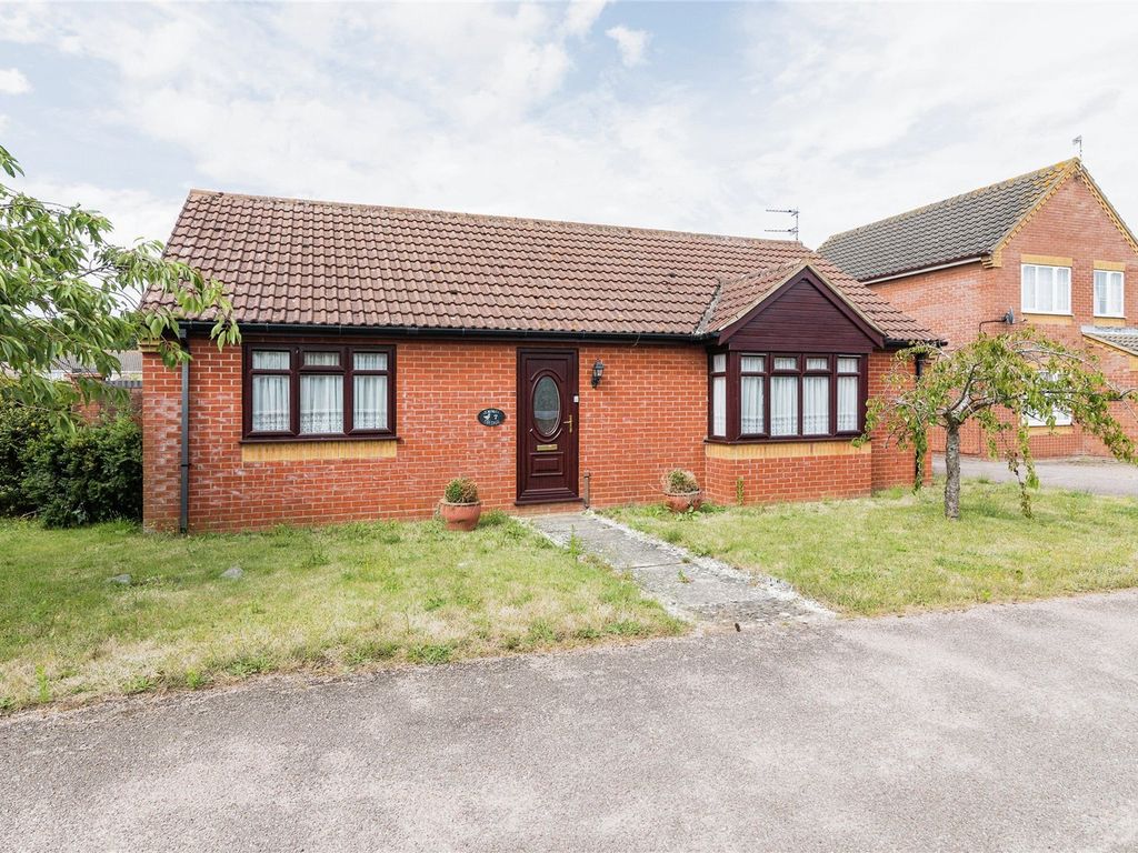 2 bed bungalow for sale in Puddle Duck Lane, Worlingham, Beccles, Suffolk NR34, £275,000