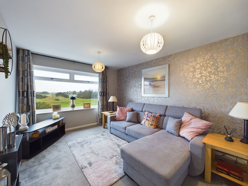 1 bed flat for sale in Woodlands Court, Woodlands Road, Lytham St. Annes, Lancashire FY8, £110,000