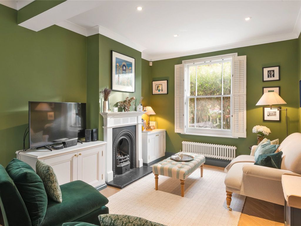 3 bed terraced house for sale in Kingsley Street, London SW11, £985,000