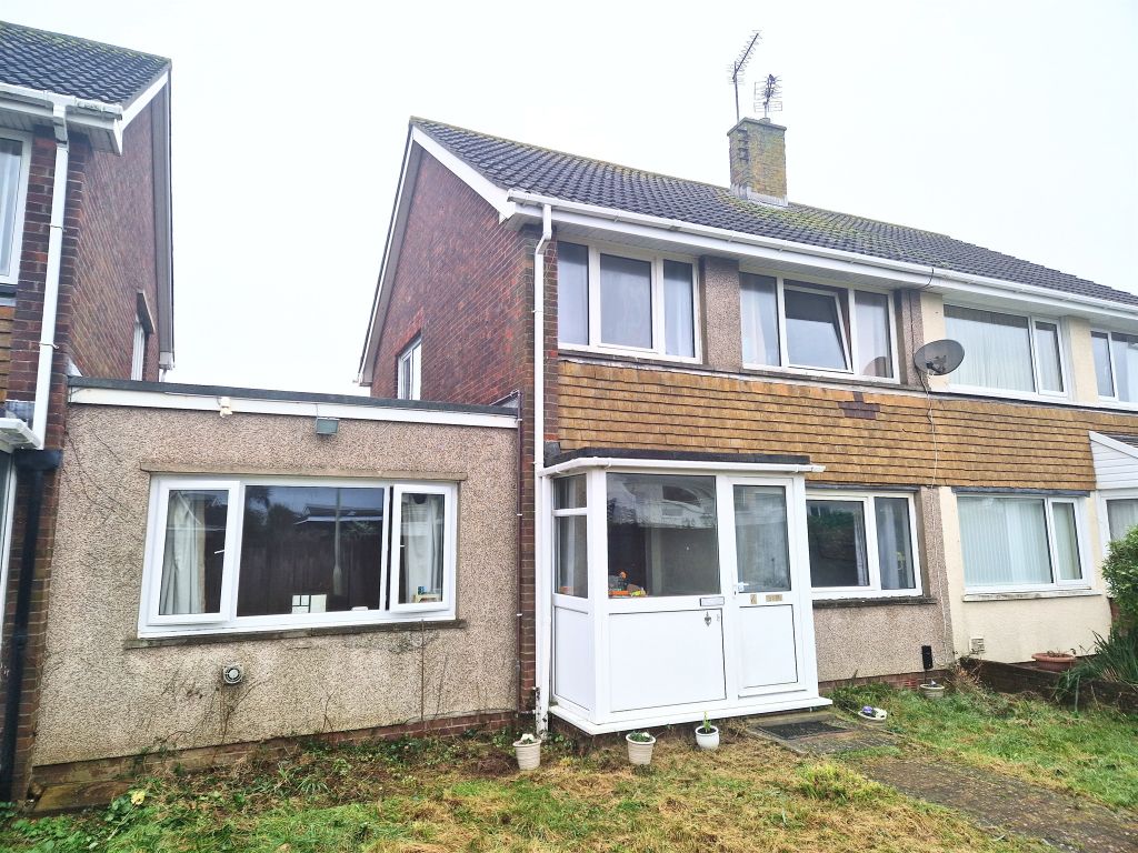 4 bed semi-detached house for sale in Dunlin Close, Rest Bay, Porthcawl CF36, £290,000
