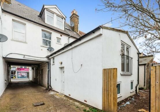 1 bed flat for sale in 95C Mitcham Lane, Streatham, London SW16, £155,000