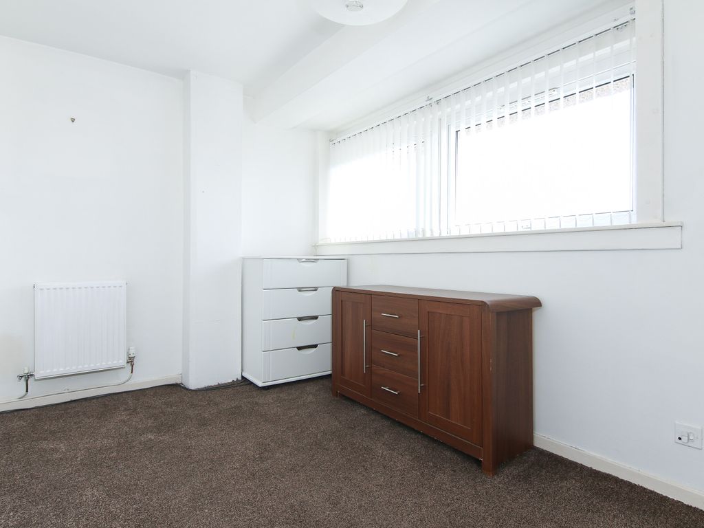 3 bed flat for sale in 137 Glendevon Park, Winchburgh EH52, £120,000