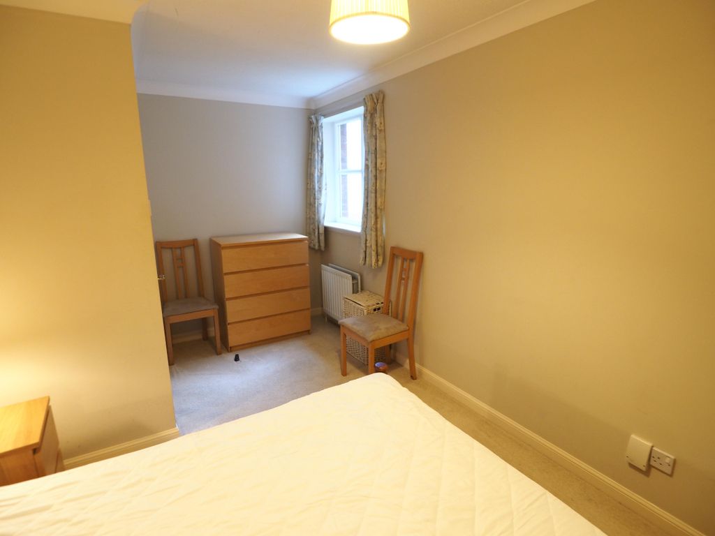 2 bed flat to rent in Silvermills, Edinburgh EH3, £1,200 pcm