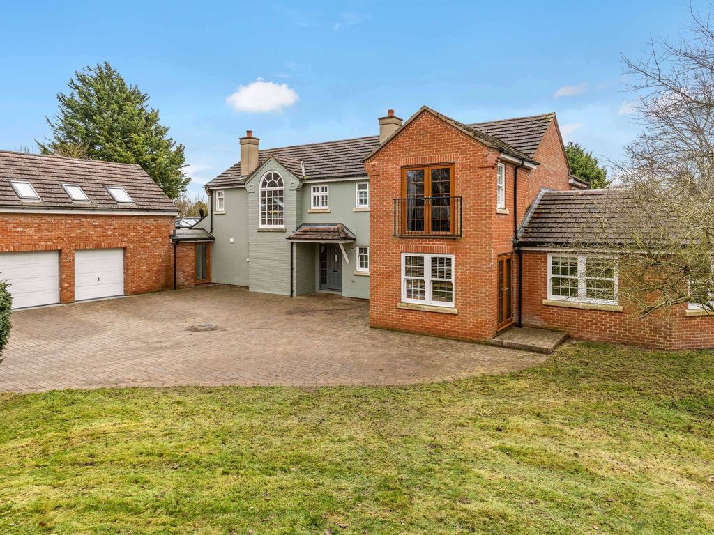 5 bed detached house for sale in Chrishall Road, Fowlmere SG8, £2,750,000