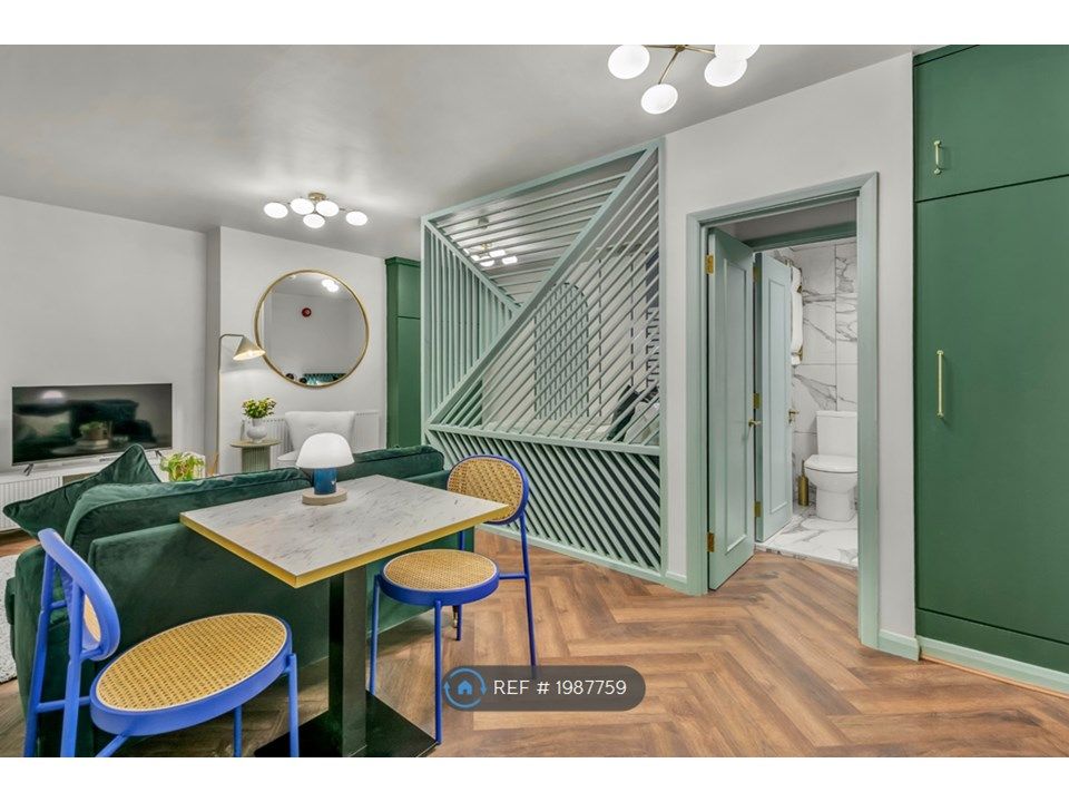 Studio to rent in Eardley Crescent, London SW5, £2,599 pcm