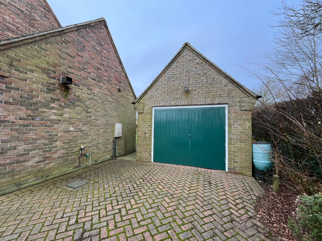 3 bed detached house to rent in Fold Hill, Belleau, Alford. LN13, £1,500 pcm