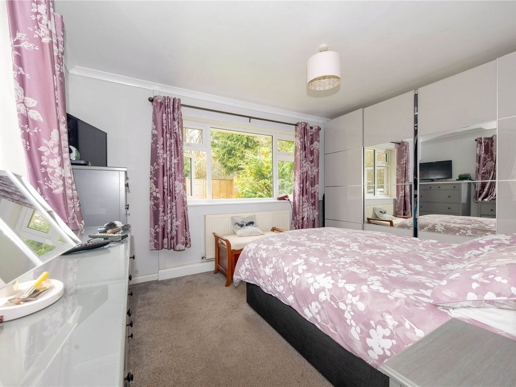 4 bed bungalow for sale in Brunswick Road, Brookwood, Woking GU24, £900,000