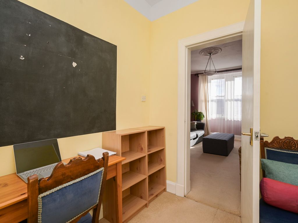 1 bed flat for sale in 44 (2F1) Kings Road, Edinburgh EH15, £215,000