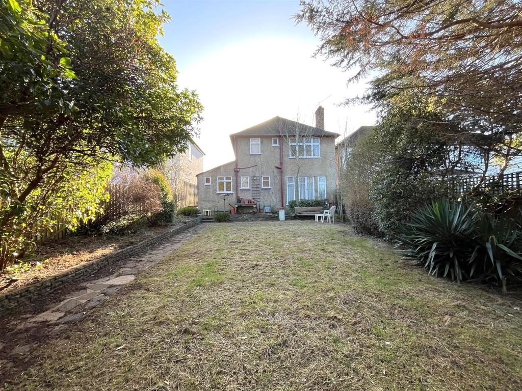 3 bed detached house for sale in Roman Way, Bristol BS9, £750,000