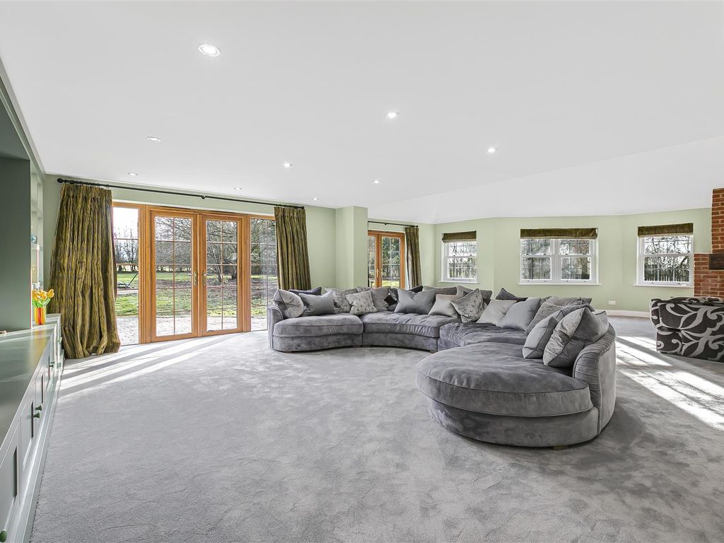 5 bed detached house for sale in Chrishall Road, Fowlmere, Royston SG8, £2,750,000