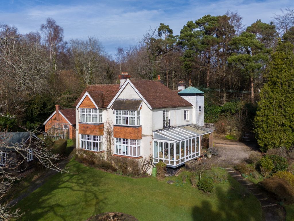 7 bed country house for sale in Redbridge Lane, Balcombe RH17, £1,650,000