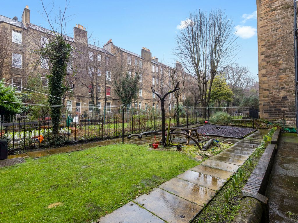 1 bed flat for sale in 7/6 Wardlaw Place, Gorgie, Edinburgh EH11, £125,000