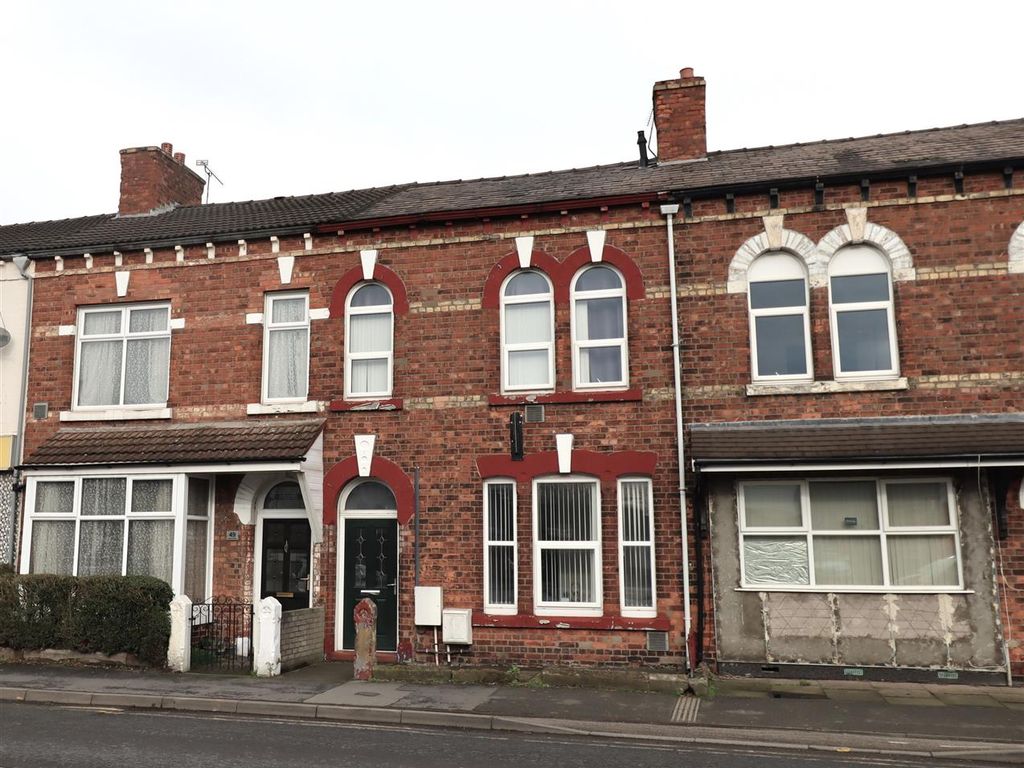 6 bed terraced house for sale in Earle Street, Crewe CW1, £135,000