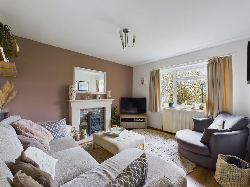 3 bed property for sale in Marsden Road, Bath BA2, £325,000