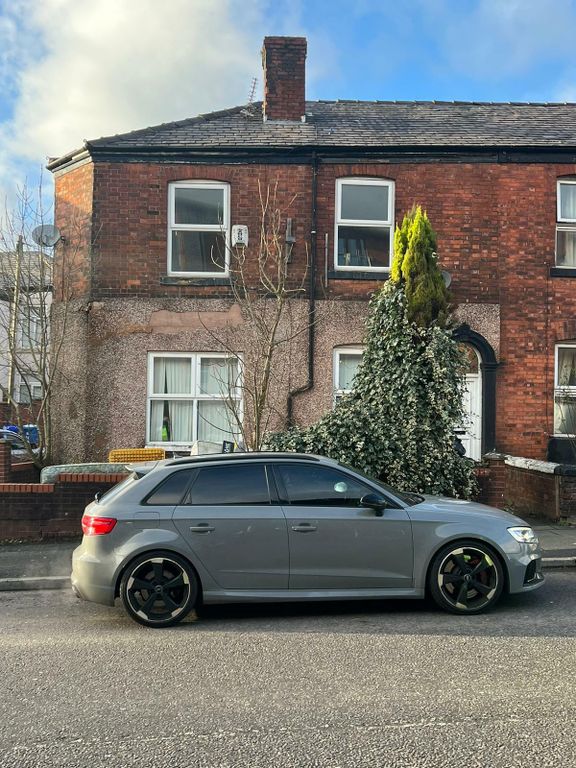 3 bed terraced house to rent in Mossley Road, Ashton-Under-Lyne OL6, £1,300 pcm