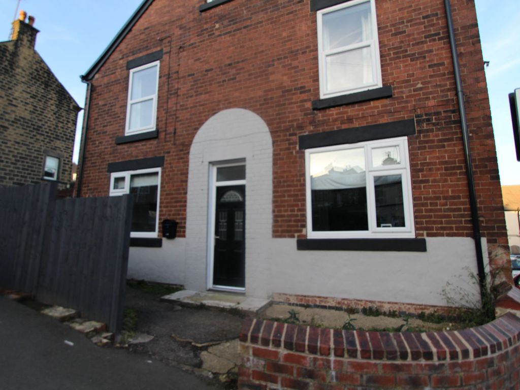 3 bed semi-detached house to rent in Ball Road, Sheffield S6, £875 pcm