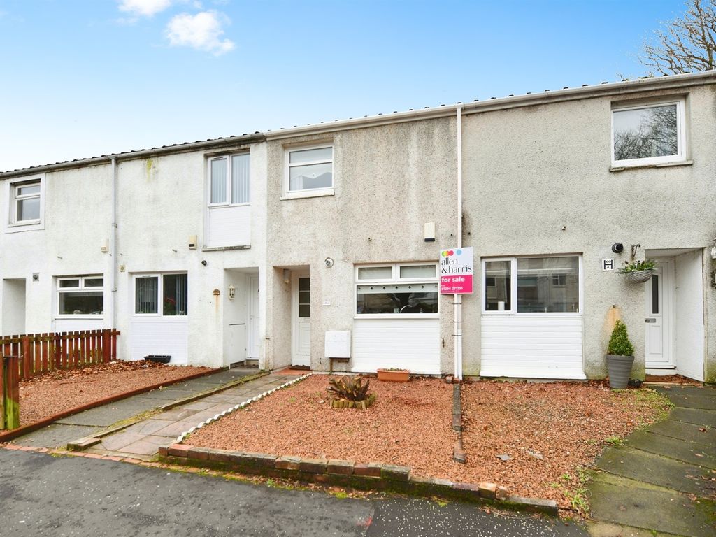 2 bed terraced house for sale in Coodham Place, Kilwinning KA13, £70,000