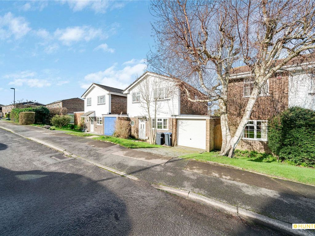 4 bed detached house for sale in Dunstall Farm Road, Burgess Hill, West Sussex RH15, £500,000