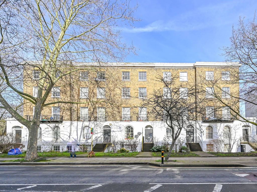 1 bed flat for sale in Vassall Road, Oval, London SW9, £275,000