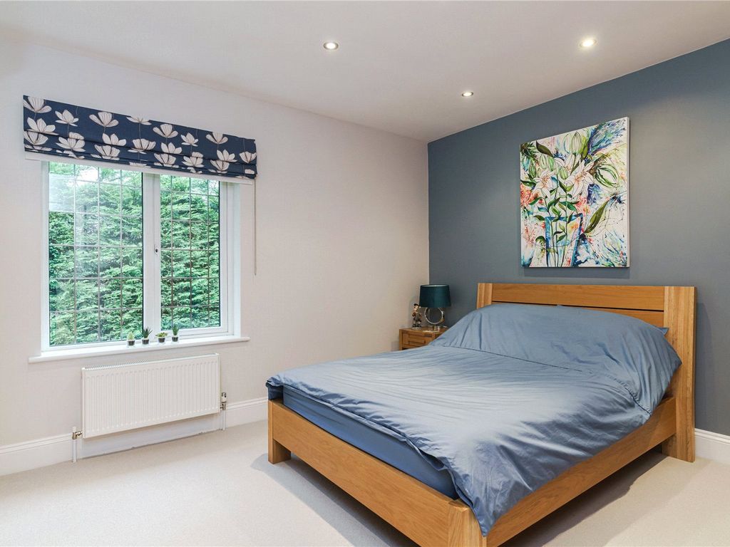 6 bed detached house for sale in Hempstead Road, Bovingdon, Hemel Hempstead, Hertfordshire HP3, £2,750,000