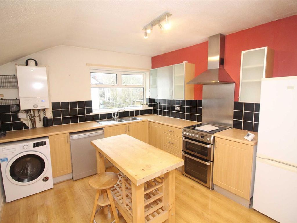 2 bed maisonette to rent in Pembroke Road, Canton, Cardiff CF5, £1,150 pcm
