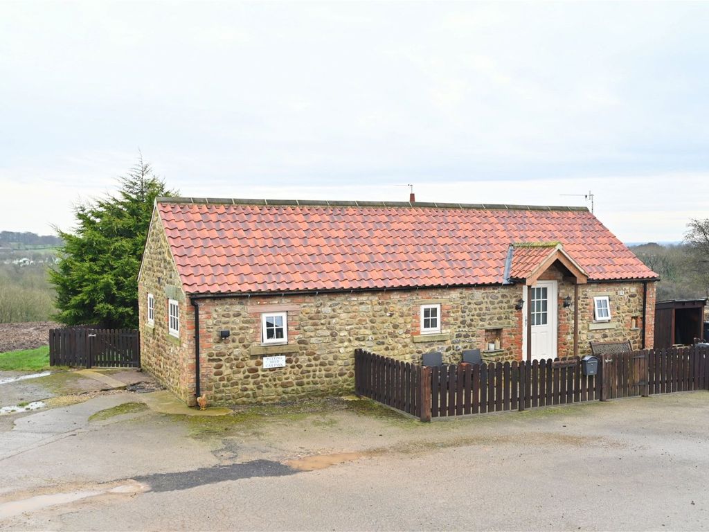 1 bed cottage to rent in South Park Farm, Park Lane, Ripon HG4, £775 pcm