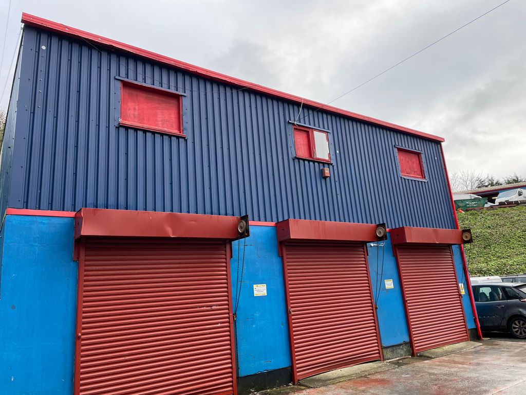 Light industrial to let in Stable Hobba, Penzance TR20, £15,860 pa