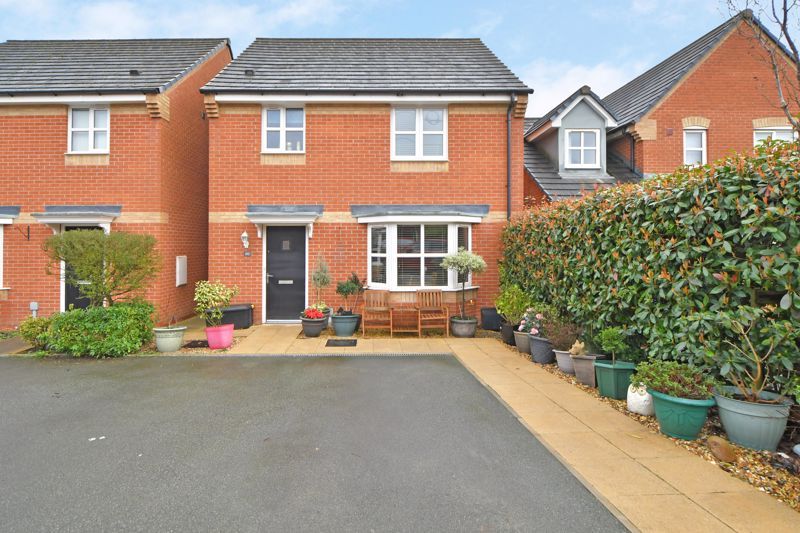 3 bed detached house for sale in Essington Way, Brindley Village, Sandyford, Stoke-On-Trent ST6, £235,000
